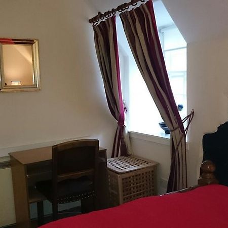 Royal Mile Budget Apartments Édimbourg Chambre photo