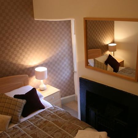 Royal Mile Budget Apartments Édimbourg Chambre photo