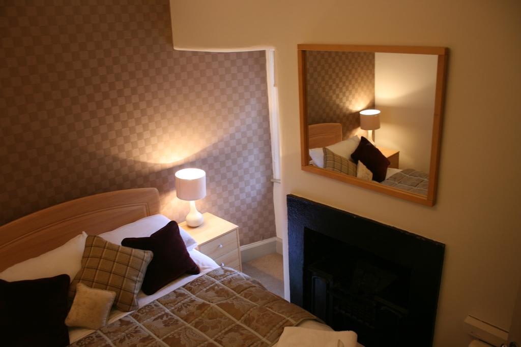 Royal Mile Budget Apartments Édimbourg Chambre photo